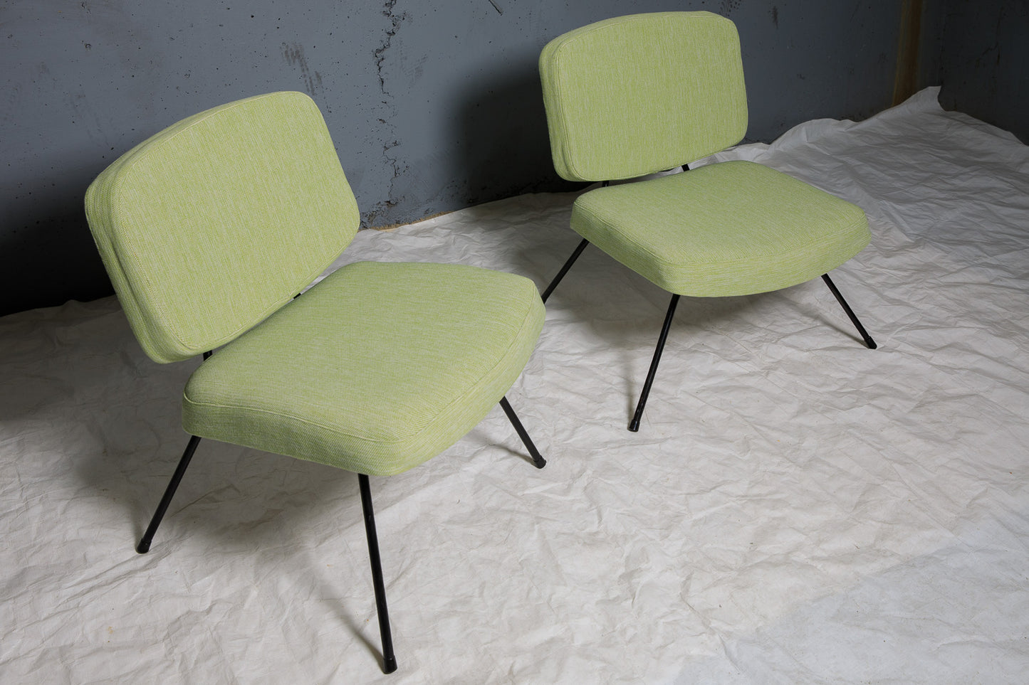 Paire de chauffeuses CM190 – Pierre Paulin pour Thonet – vers 1960